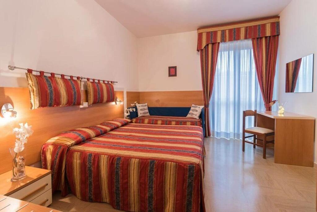 Hotel Corallo Джуліанова Екстер'єр фото
